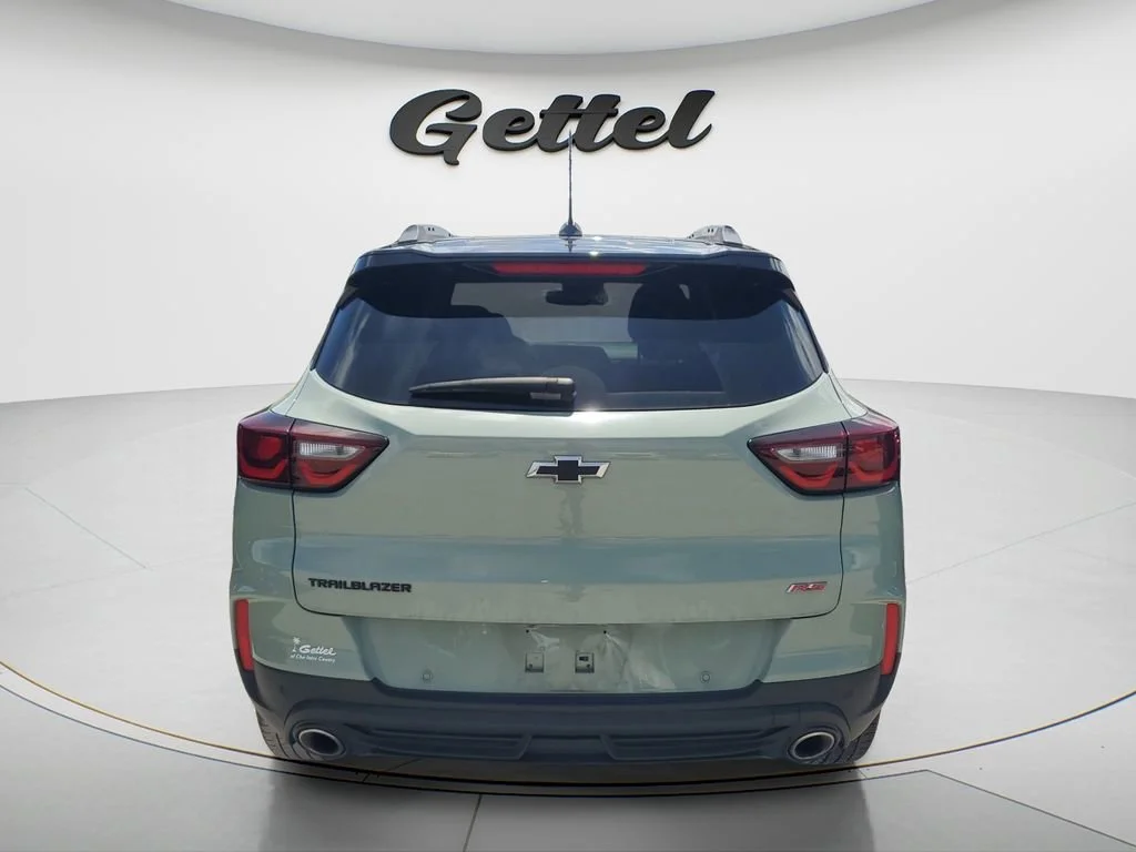 Used 2024 Cacti Green Chevrolet RS image 4