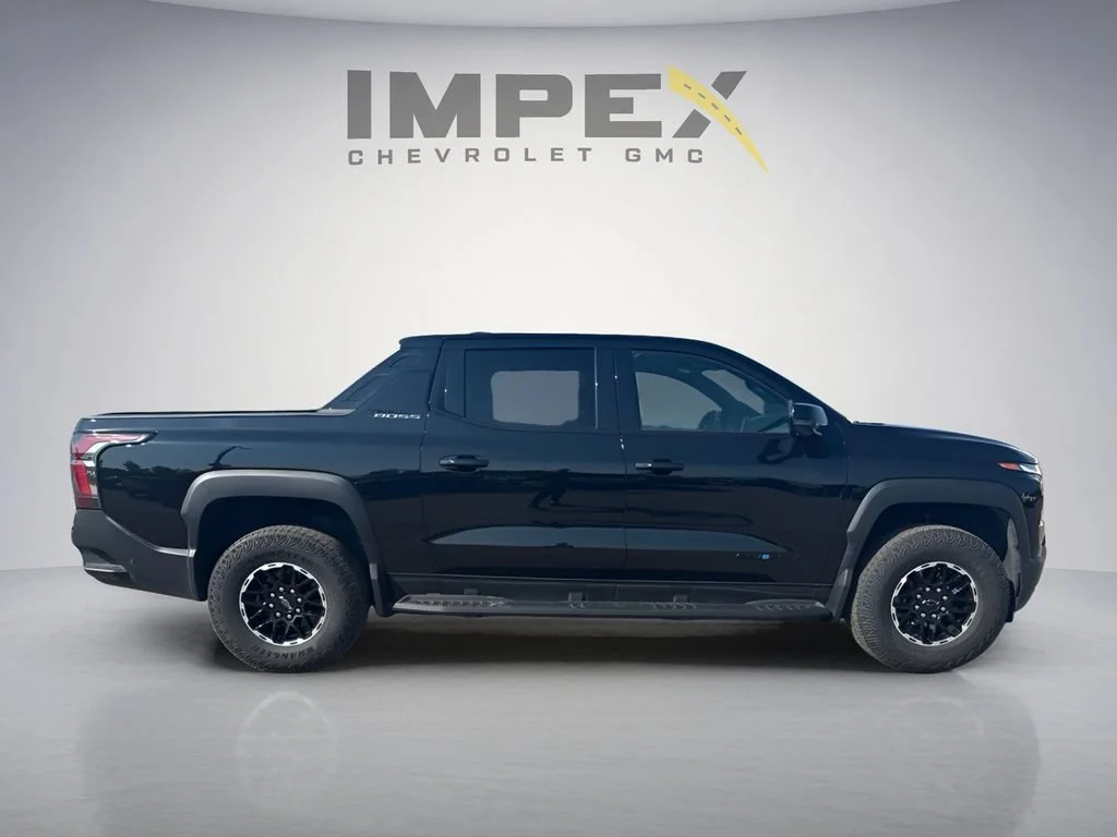 Used 2026 Black Chevrolet Trail Boss - Max Range image 5