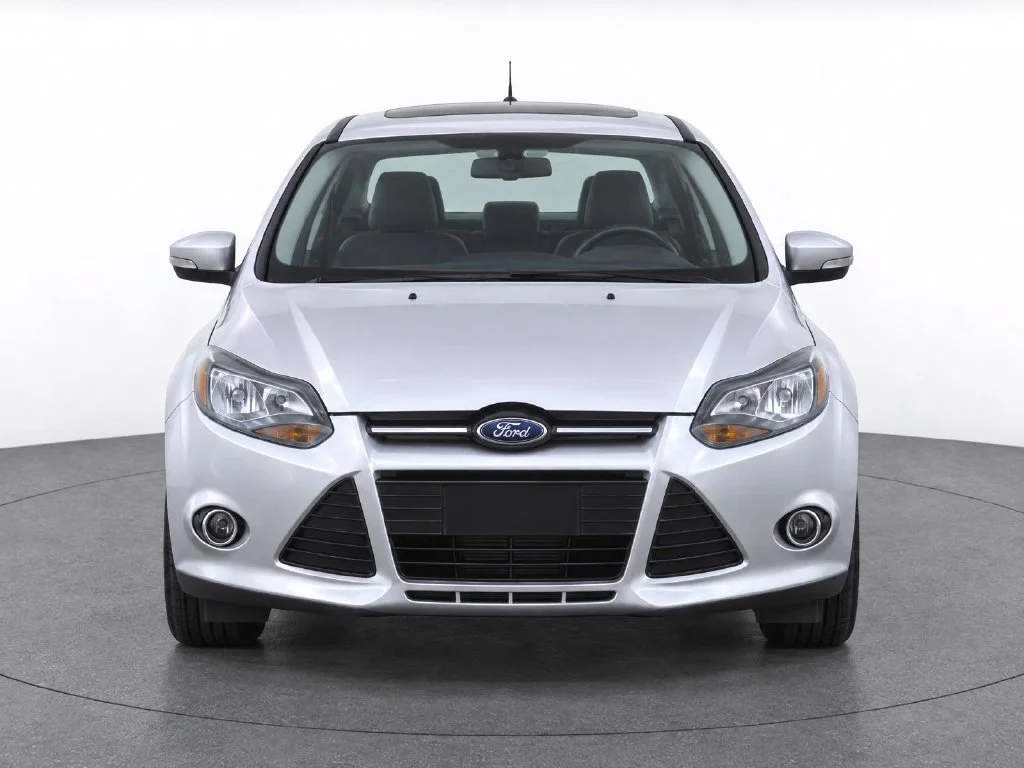 Used 2014 Silver Ford Titanium image 5