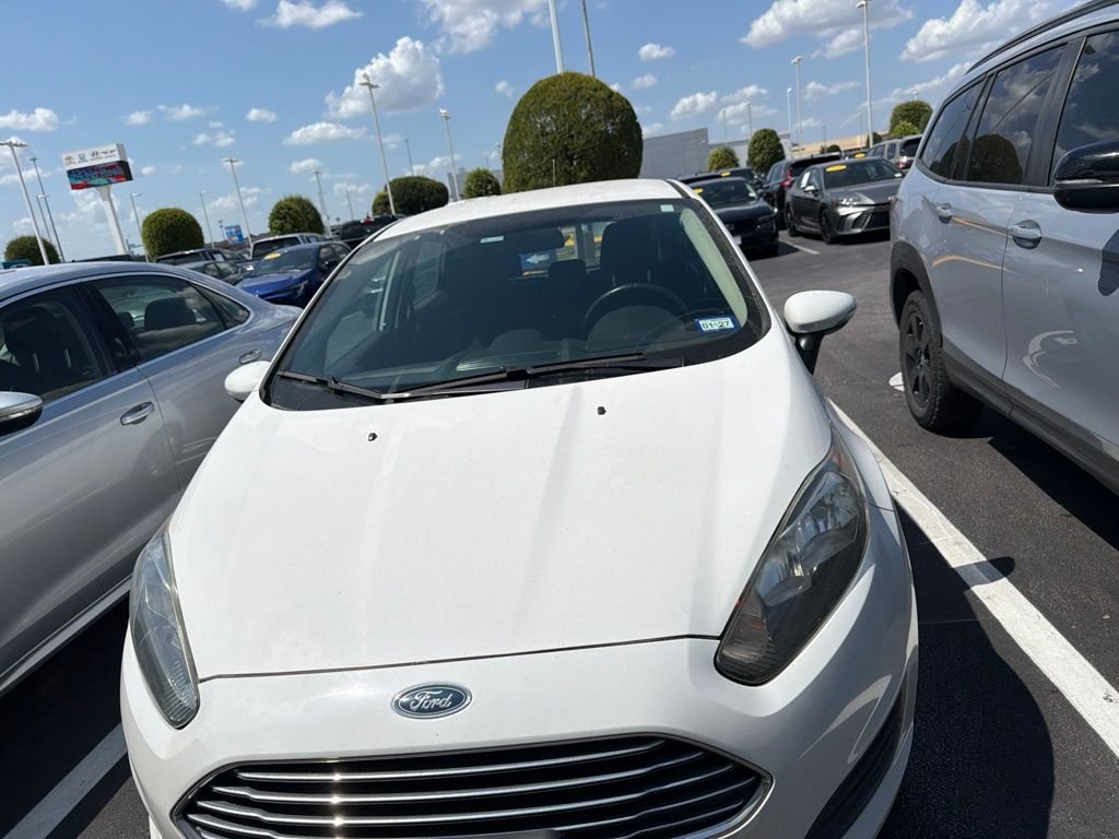Used 2015 Ford Fiesta SE with VIN 3FADP4EE1FM127120 for sale in Round Rock, TX