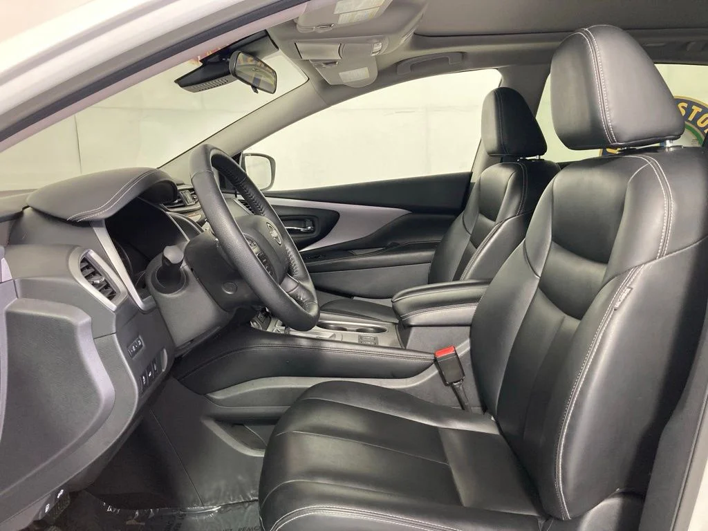 Used 2024 White Nissan SV image 12