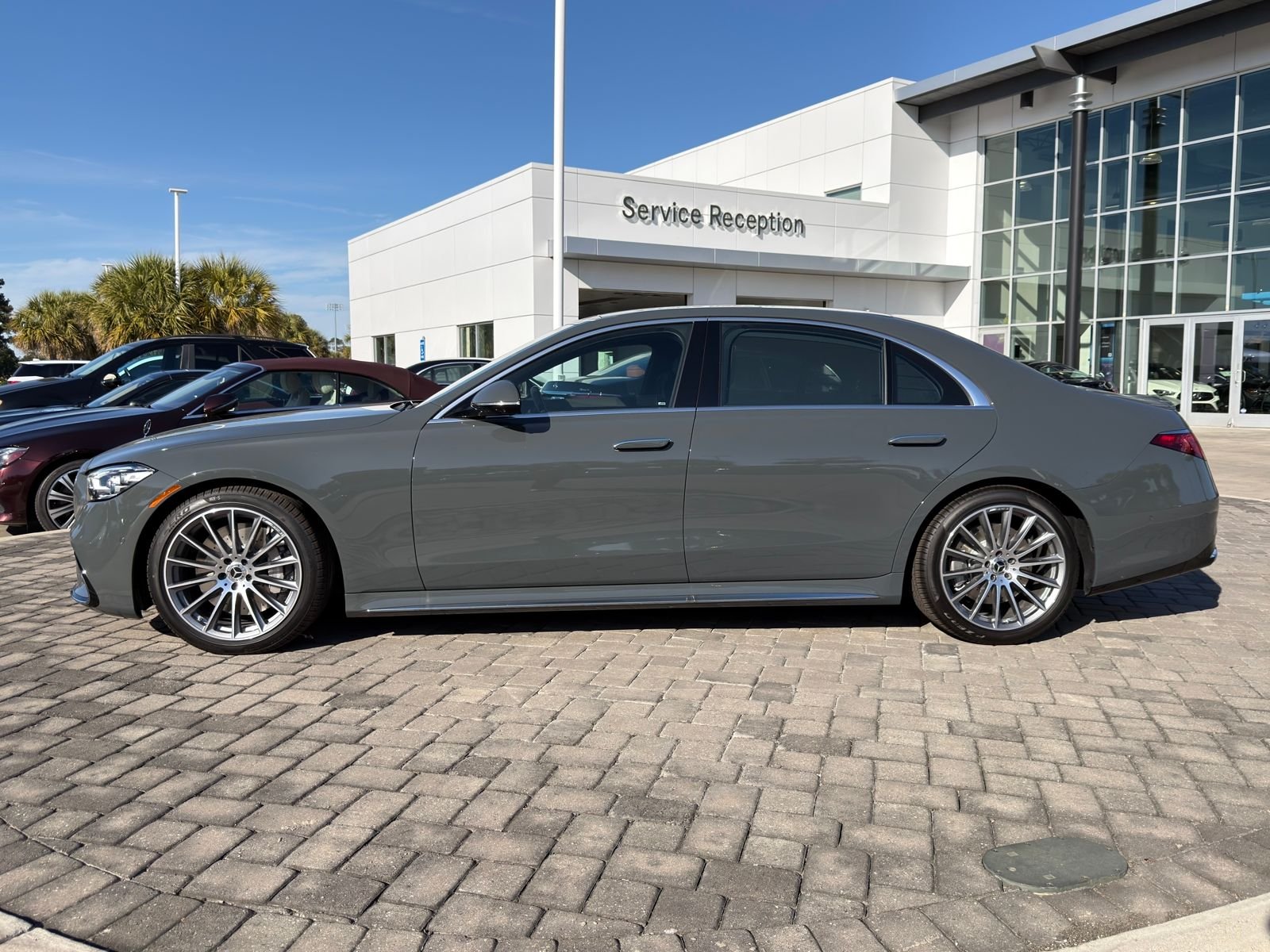 New 2026 MANUFAKTUR Silicon Gray Mercedes-Benz S 580 image 12