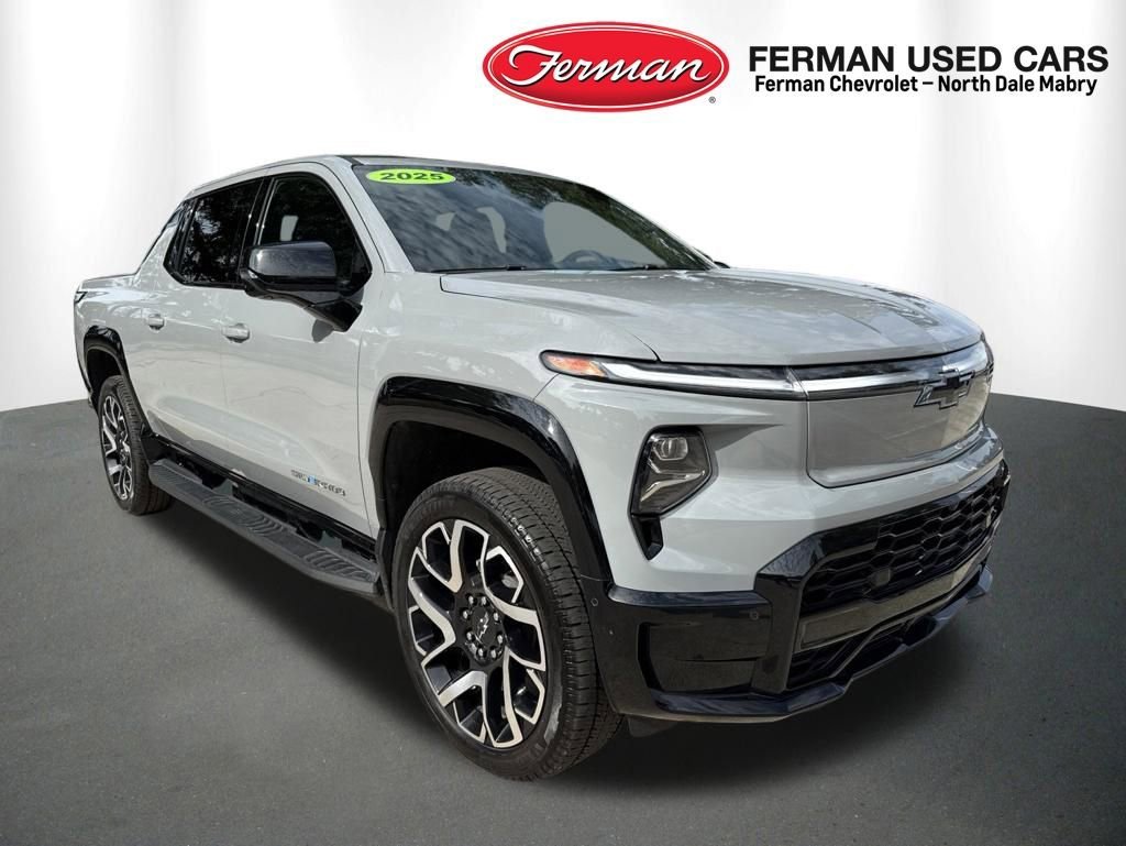 2025 Chevrolet Silverado EV RST Max Range's photo