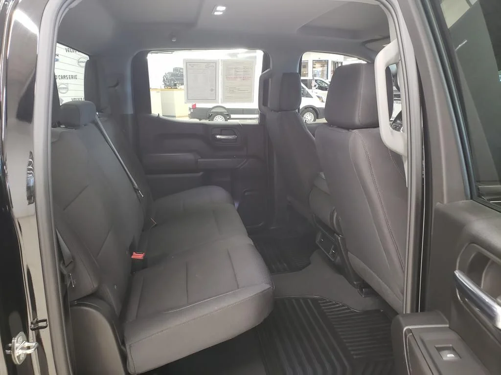 Used 2024 Onyx Black GMC Pro image 17
