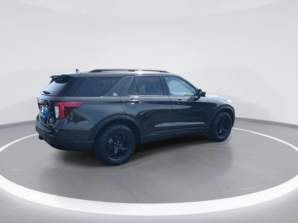 Used 2023 Green Ford Timberline image 8