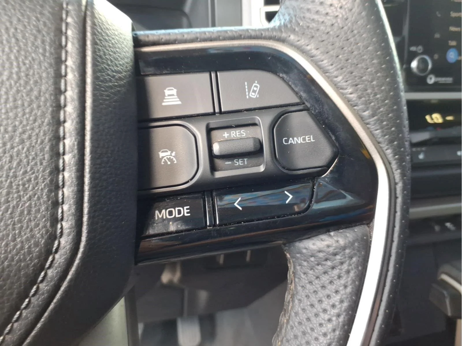 Used 2023 Ice Cap Toyota SR5 image 22