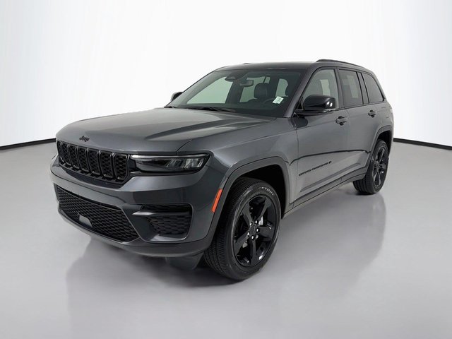 2022 Jeep Grand Cherokee Altitude