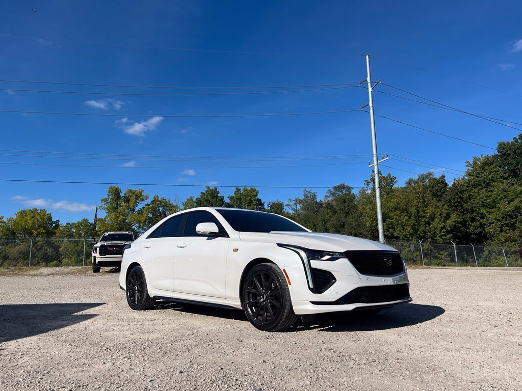 Used 2021 Crystal White Tricoat Cadillac Sport image 7