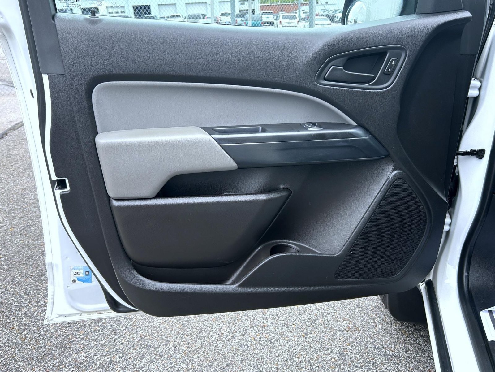 2017 Chevrolet Colorado Work Truck - Photo 10