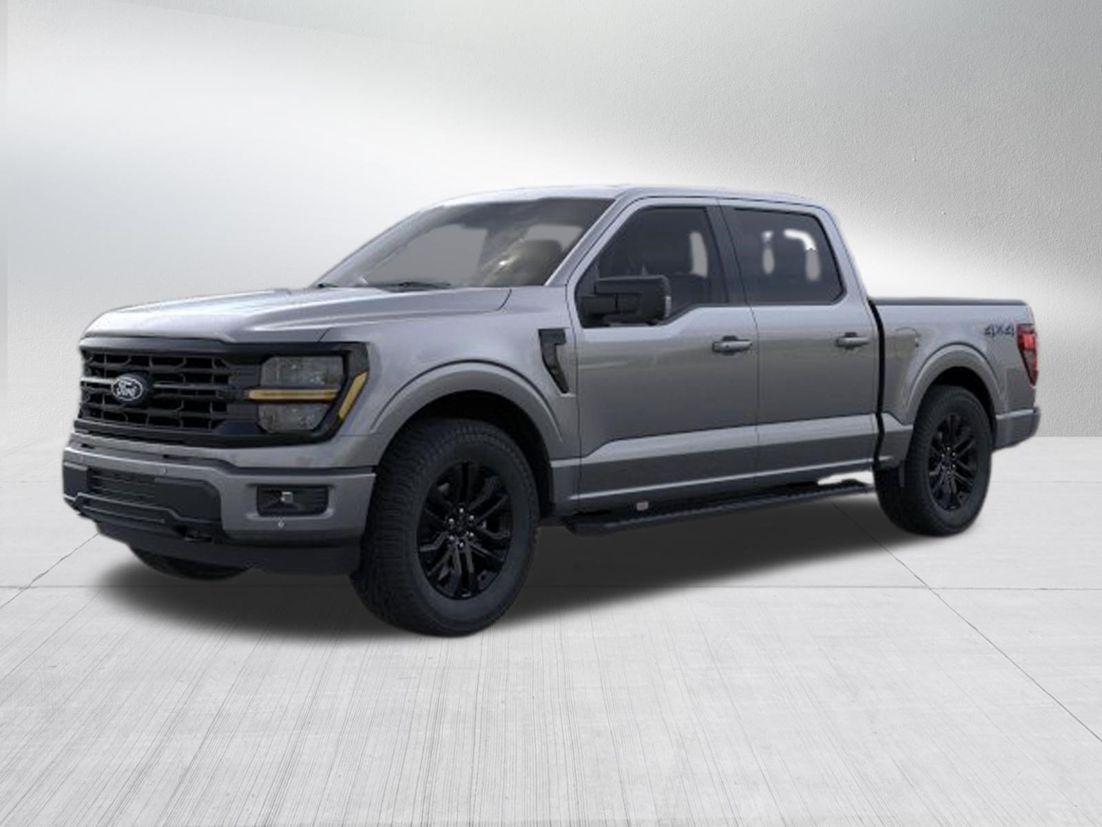 New 2026 Carbonized Gray Metallic Ford XLT image 4