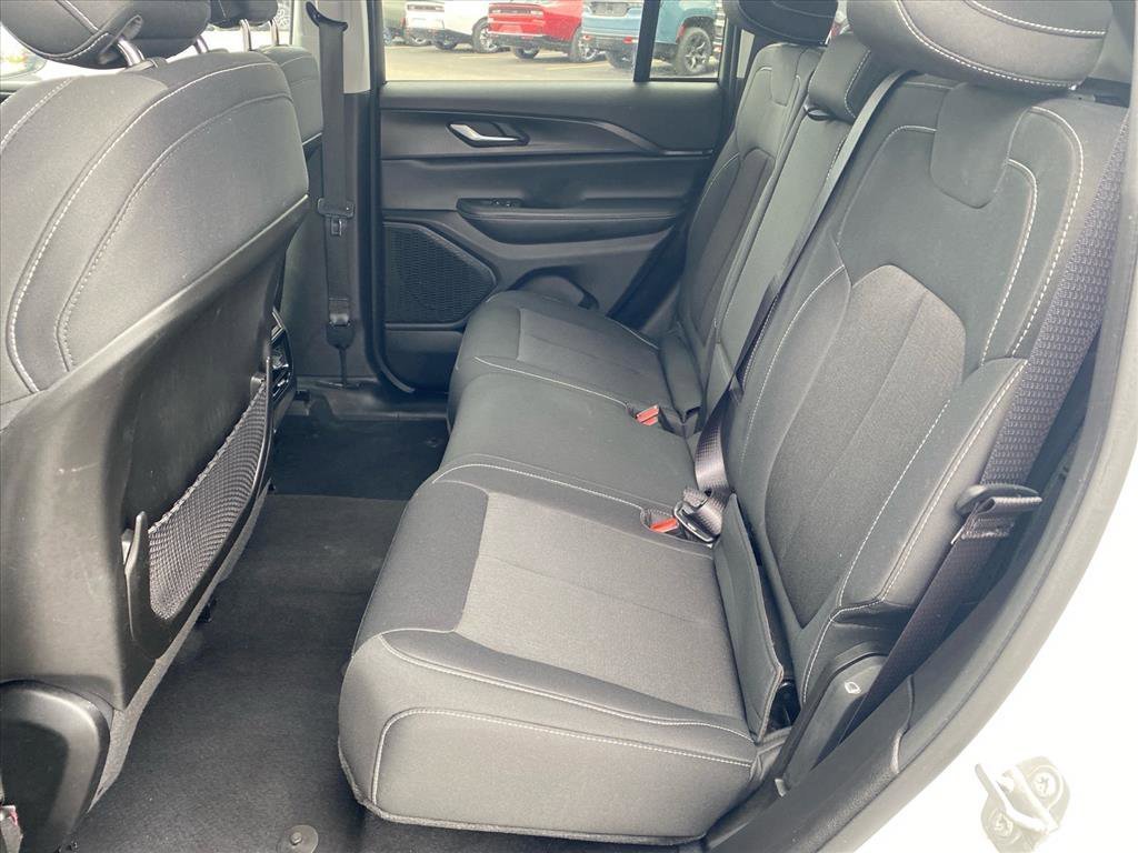 Used 2023 Bright White Clearcoat Jeep Laredo image 20