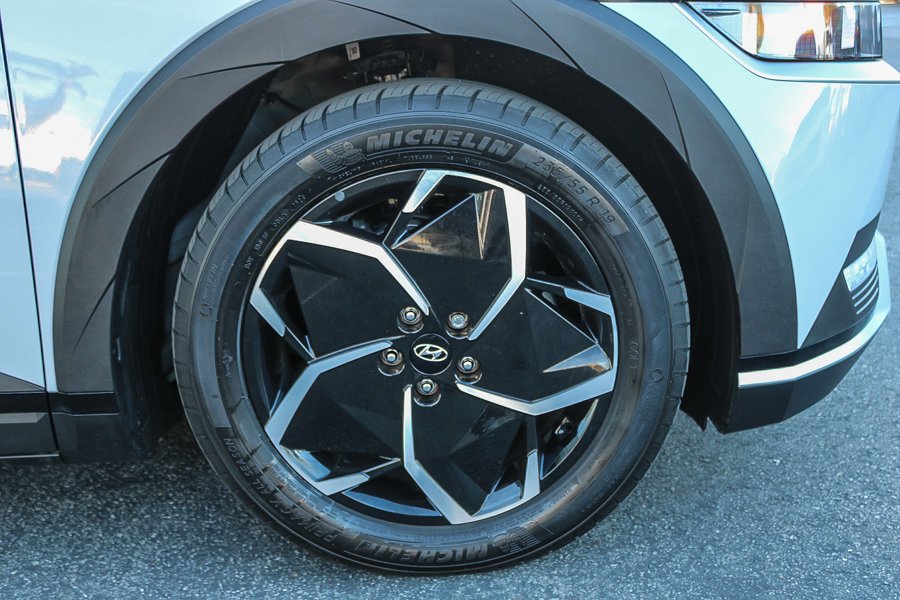 Certified Used 2024 Gray Hyundai SEL image 12
