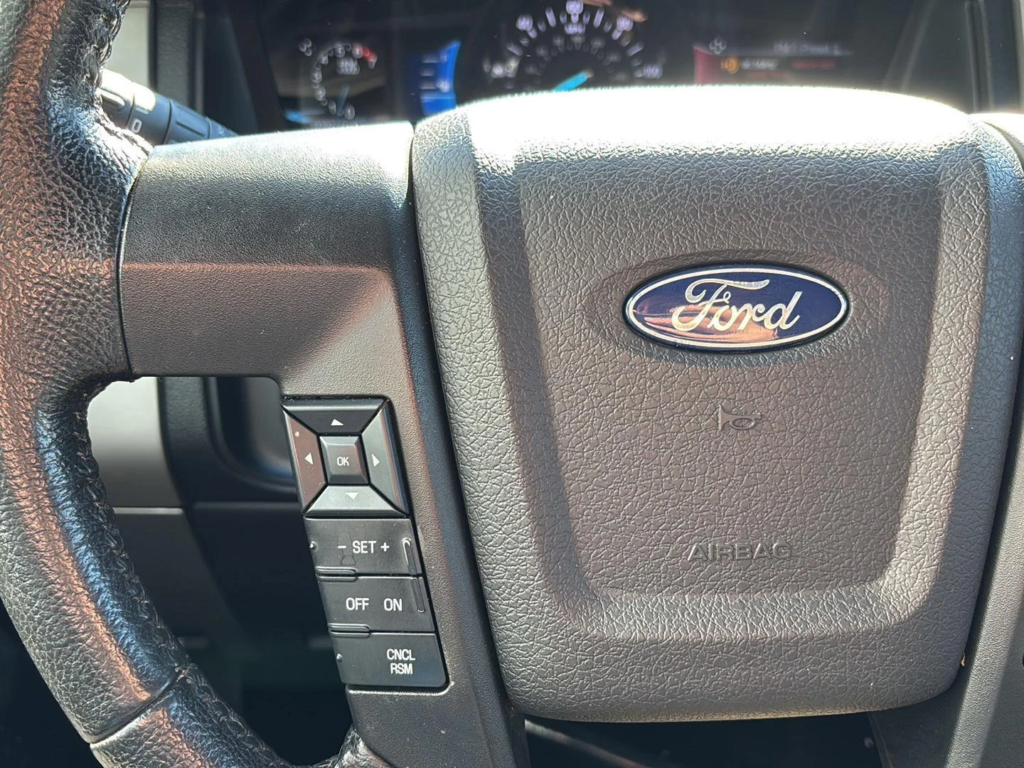 Certified Used 2017 Magnetic Ford XLT image 18
