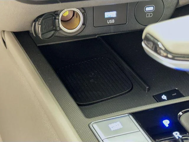 2025 Hyundai Elantra Blue - Photo 31
