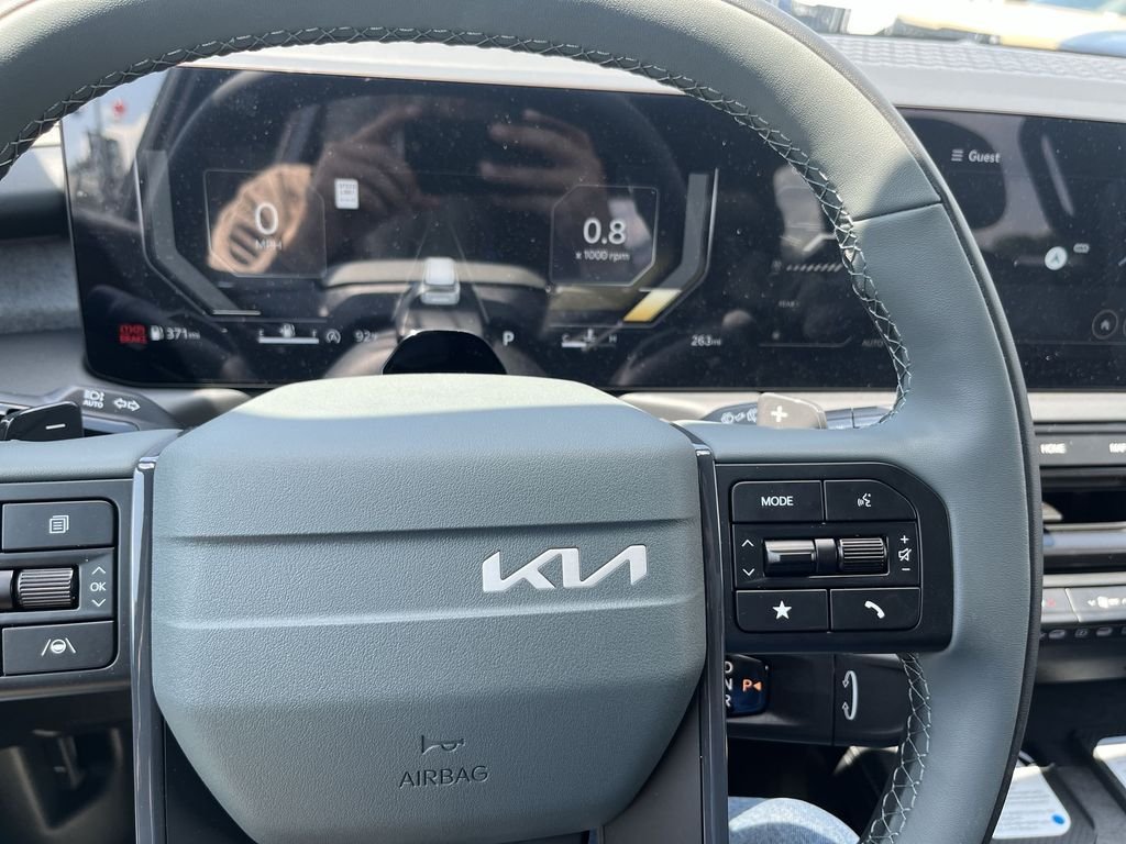 New 2027 Glacial White Pearl Kia X-Line SX image 21