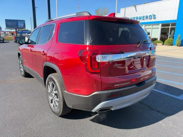 Used 2023 VOLCANIC RED TINTCOAT GMC SLT image 22