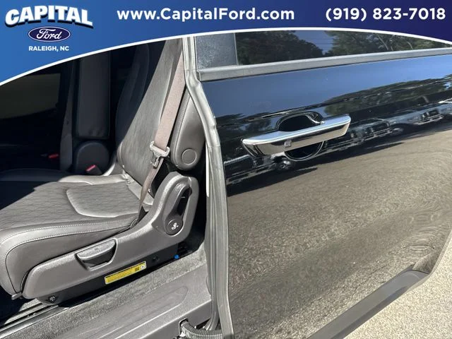 Used 2024 Black Kia EX image 17