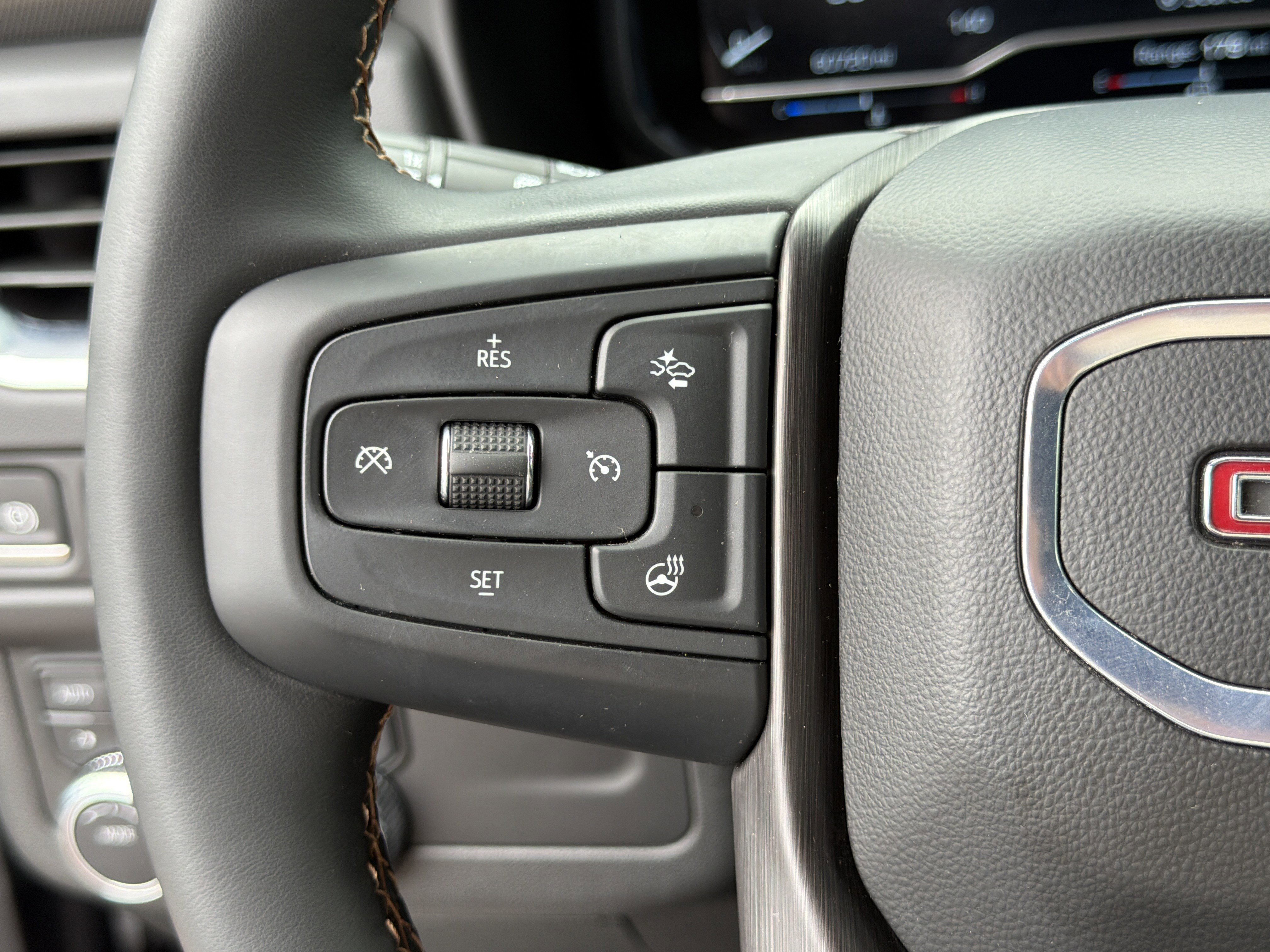 Used 2024 Titanium Rush Metallic GMC AT4 image 25