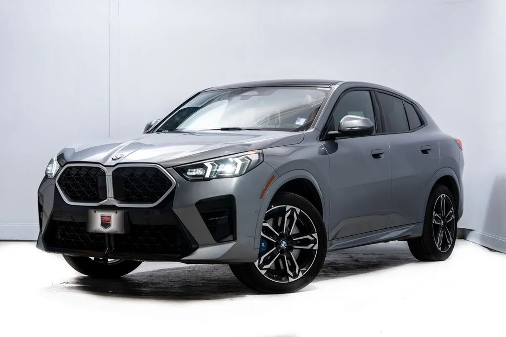 2025 BMW X2 xDrive28i's photo