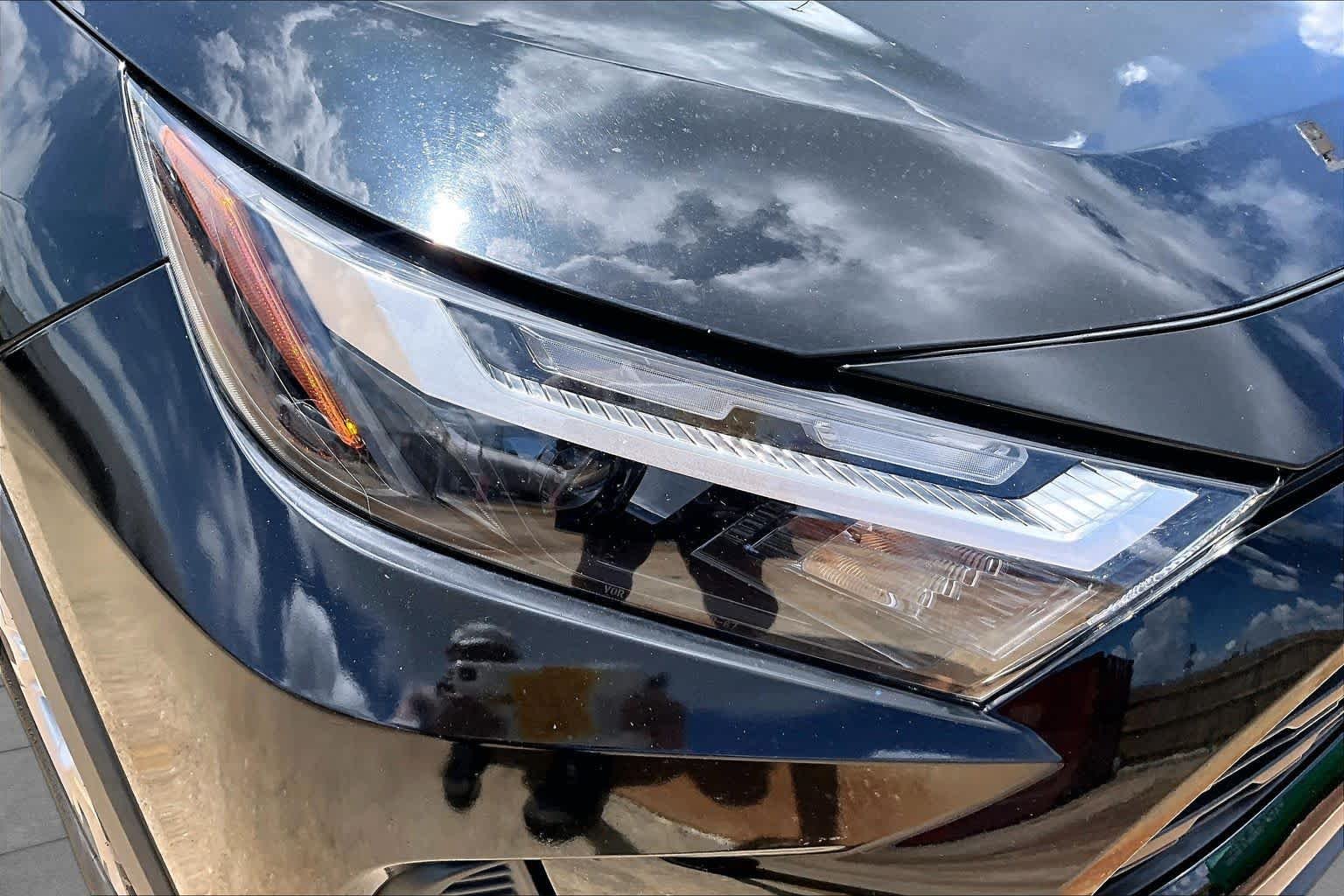 2023 Toyota RAV4 XLE - Photo 27