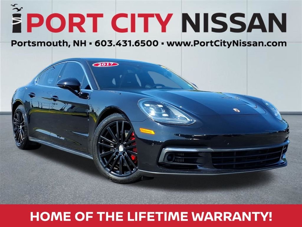 2017 Porsche Panamera 4S's photo
