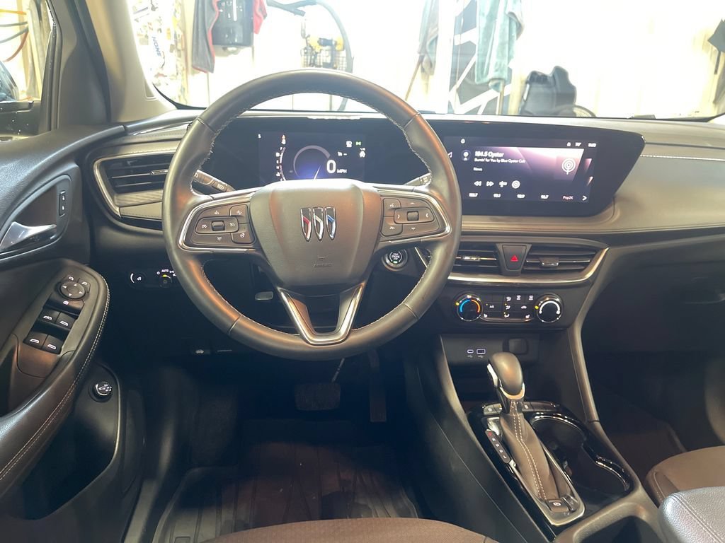 Used 2024 Ebony Twilight Metallic Buick Preferred image 17