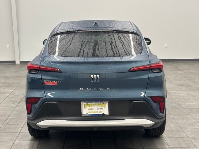 Used 2024 Blue Buick Preferred image 3