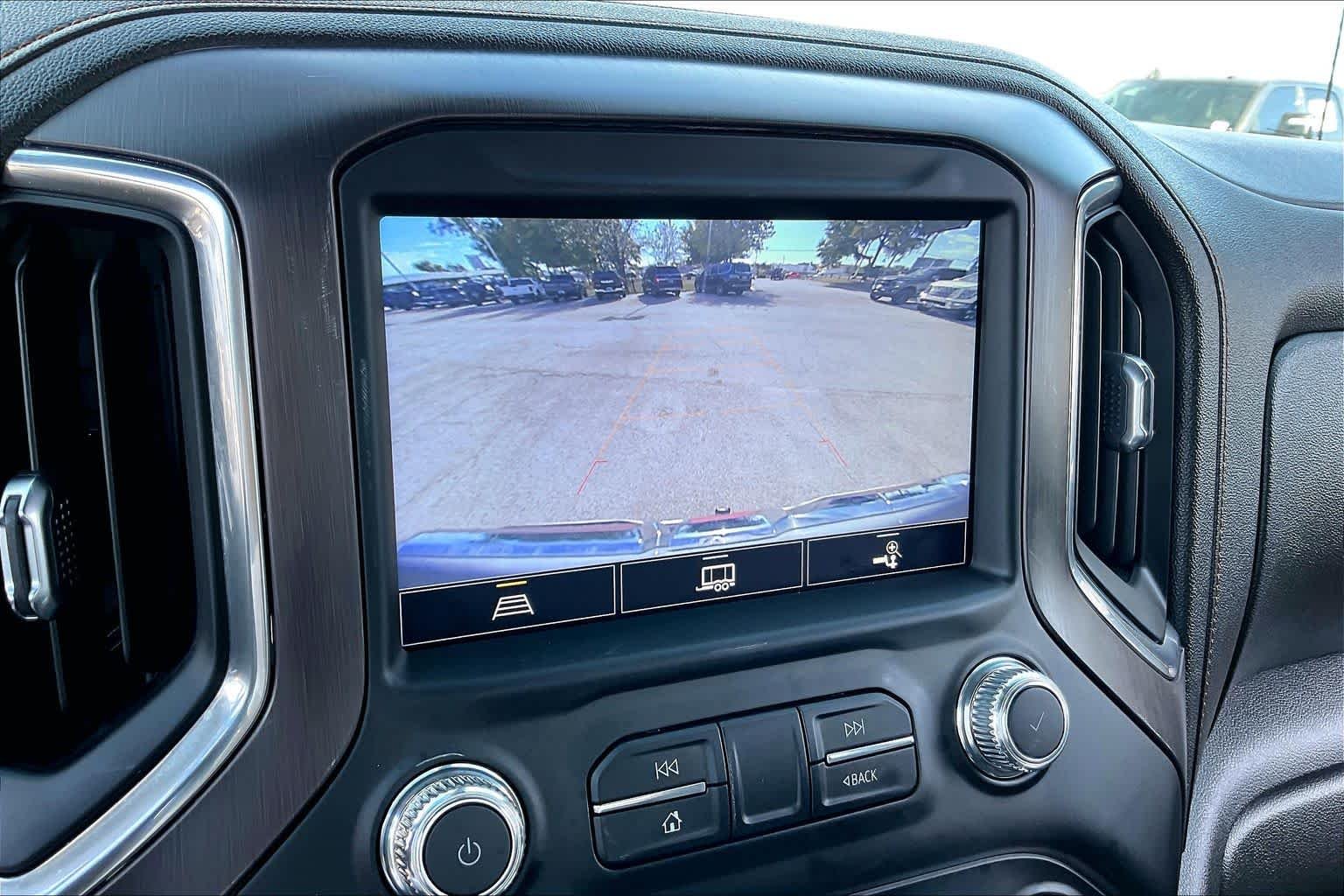 Certified Used 2022 Summit White GMC AT4 image 27