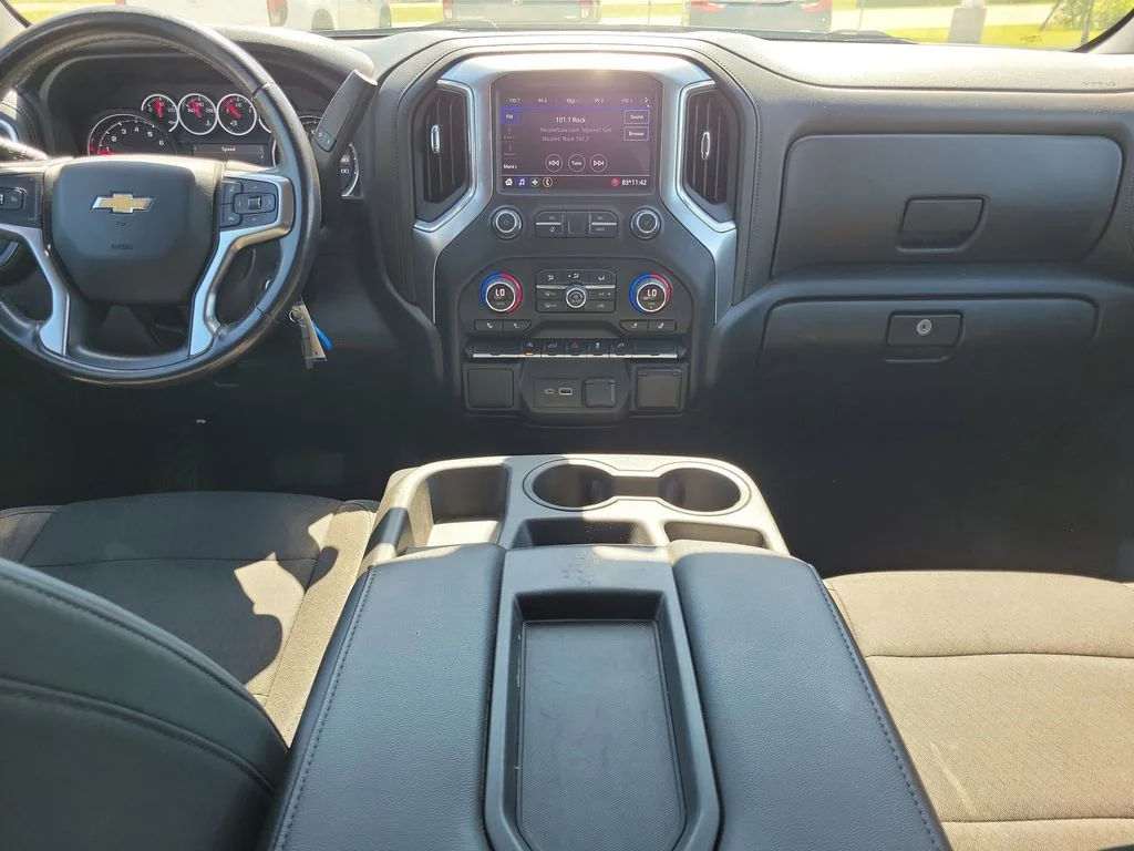2020 Chevrolet Silverado 1500 LT - Photo 14