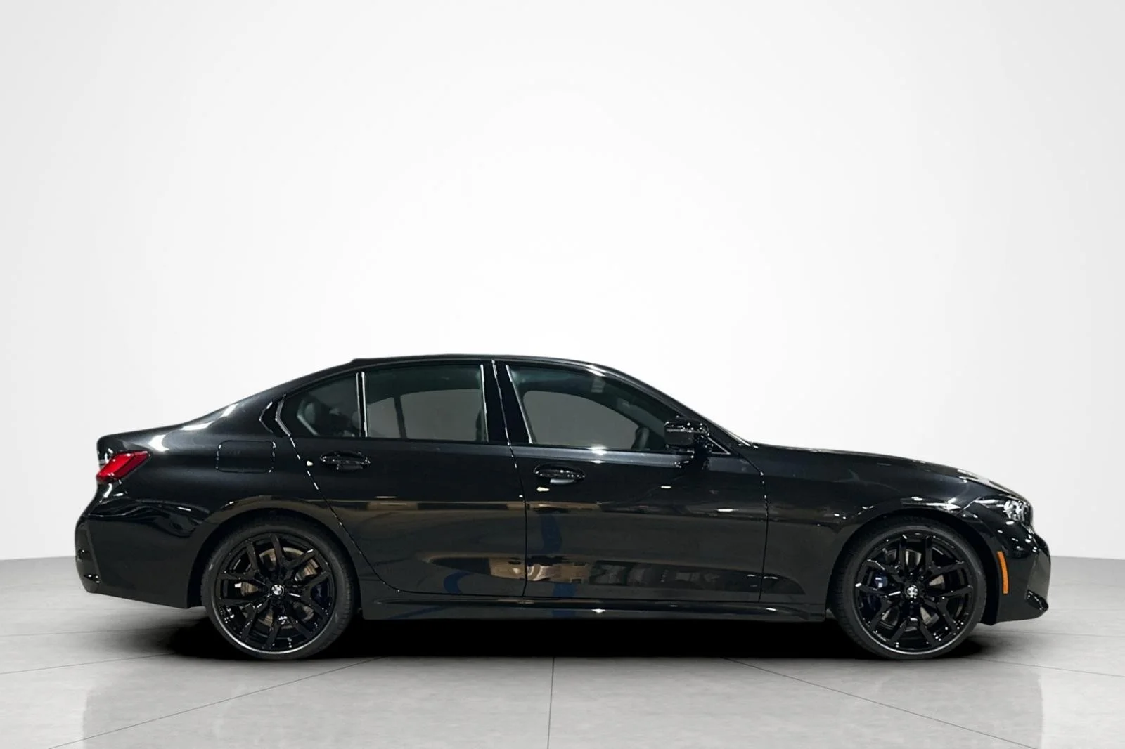 New 2026 Black Sapphire Metallic BMW 330i NA image 6