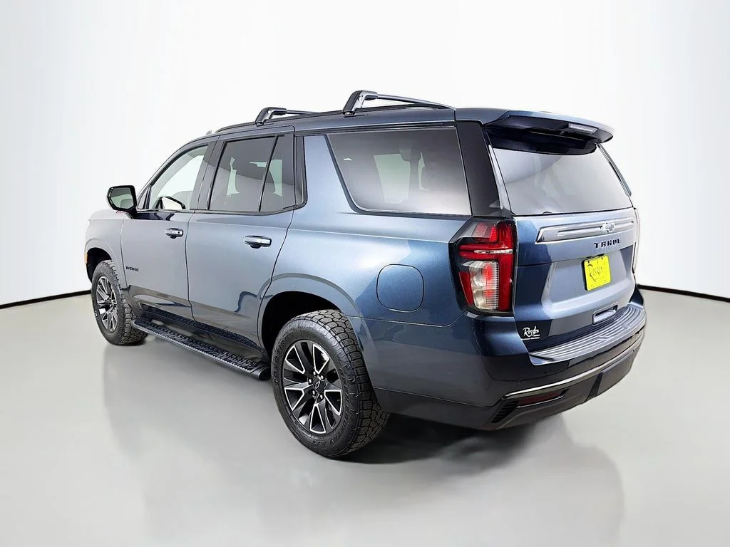 Used 2021 Gray Chevrolet Z71 image 8