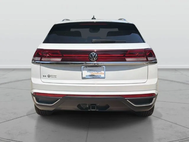 New 2026 Opal White Pearl Volkswagen 2.0T SE w/Technology image 5