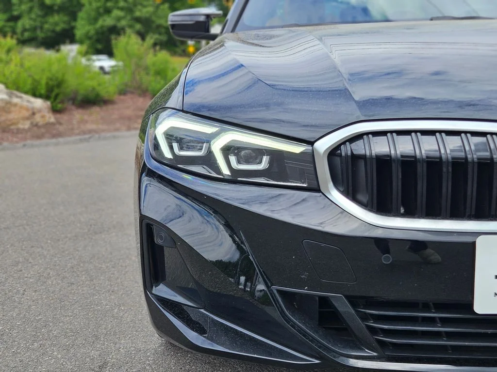 Used 2025 Black BMW 330i xDrive image 9