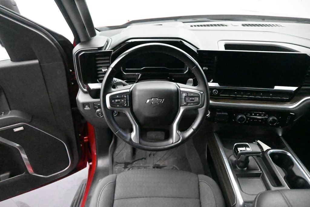 Used 2023 Radiant Red Tintcoat Chevrolet RST image 18