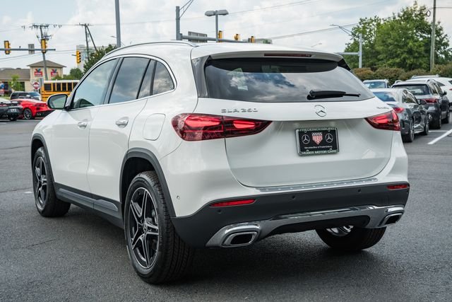 New 2026 Polar White Mercedes-Benz GLA 250 image 5