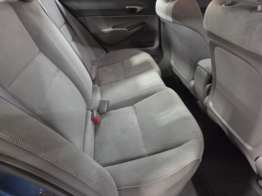 Used 2011  Honda LX image 19