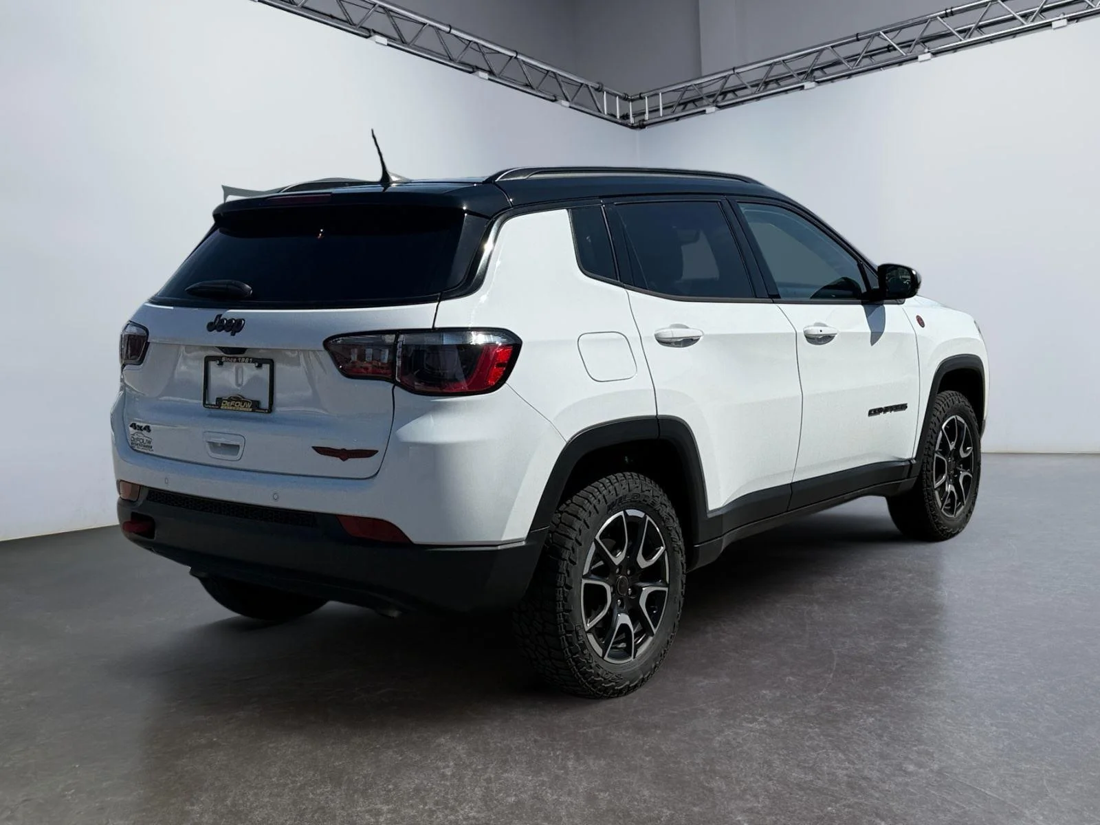 Used 2025 Bright White Clearcoat Jeep Trailhawk image 3