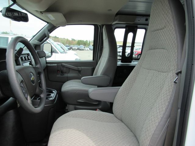 Certified Used 2025 Summit White Chevrolet WT image 12