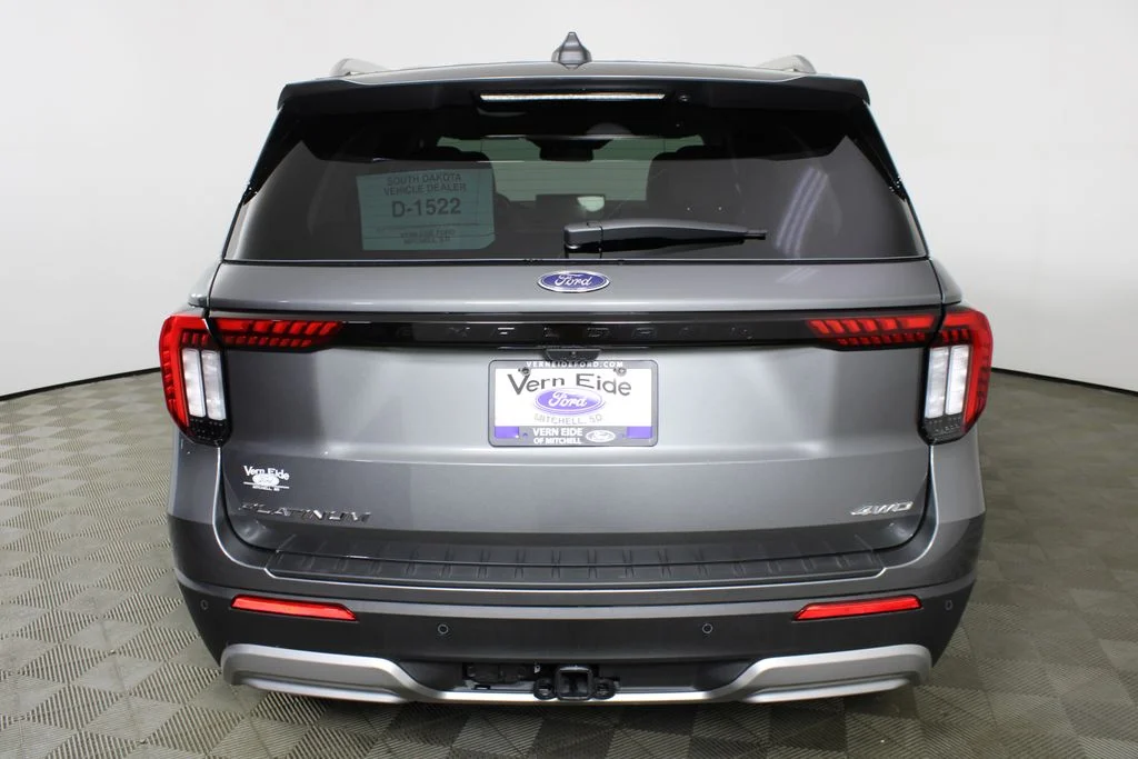 2026 Ford Explorer Platinum - Photo 6