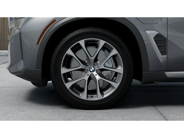 New 2026 Skyscraper Grey Metallic BMW  image 7