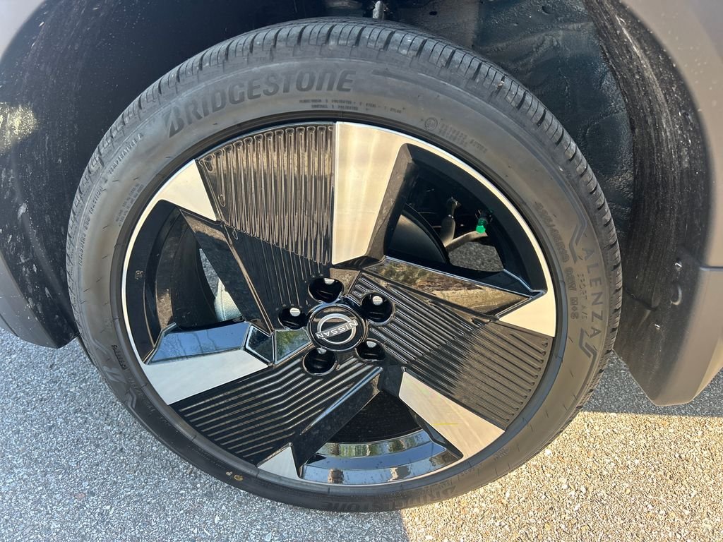 New 2026 Nissan Kicks SR 4D Sport Utility