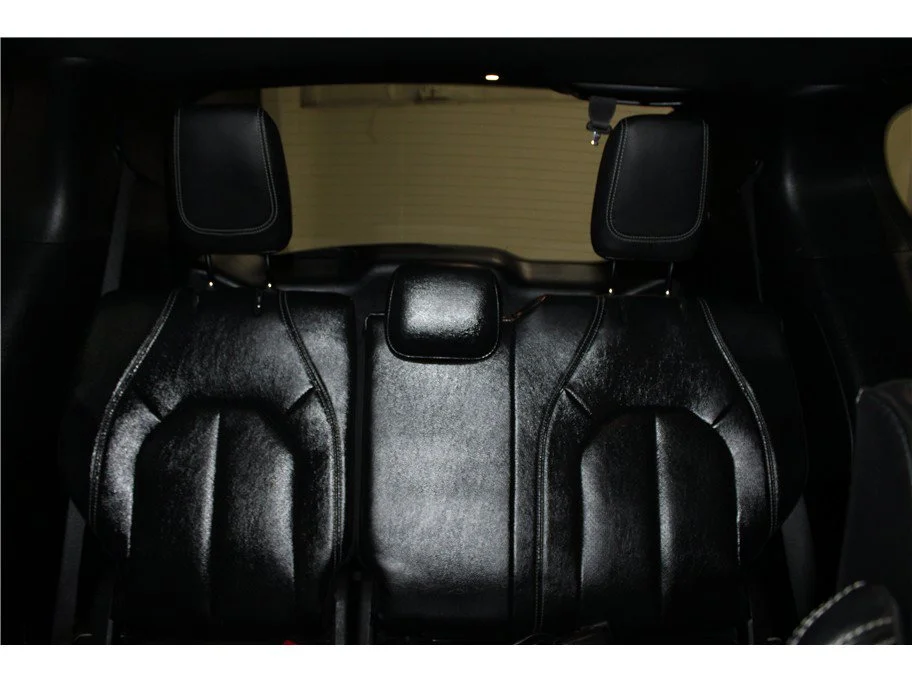 Used 2022 Brilliant Black Crystal Pearlcoat Chrysler Hybrid Touring L image 19