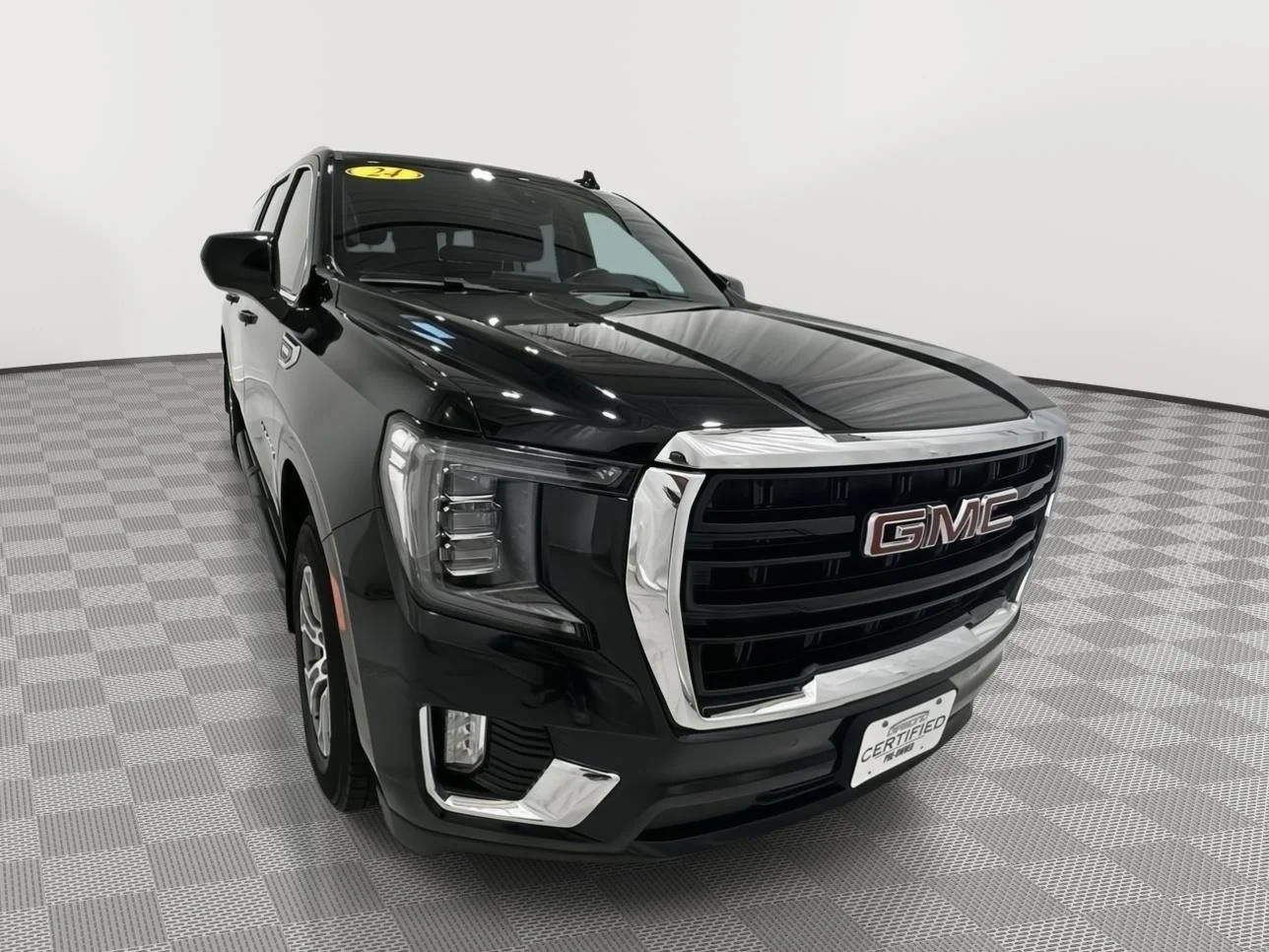 Used 2024 Onyx Black GMC SLE image 7