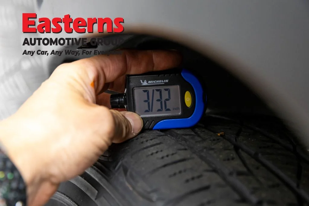 Used 2021 Black Jeep Latitude Plus image 28