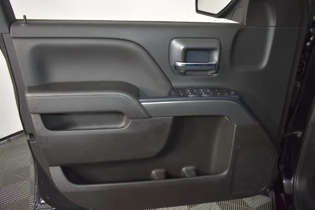Used 2019 Black Chevrolet LT image 22