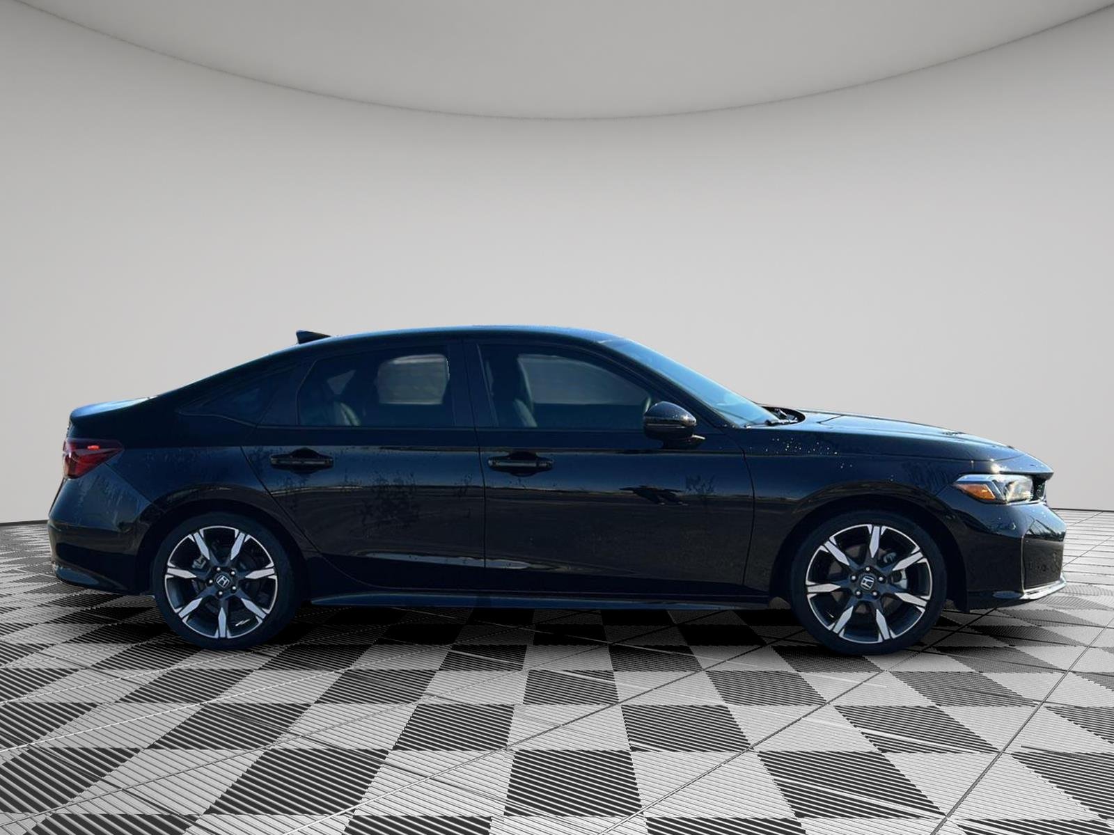 Certified 2025 Honda Civic Sport Touring with VIN 2HGFE4F81SH320959 for sale in Kansas City