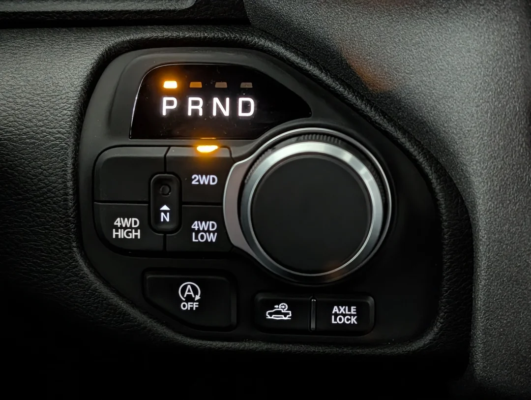 New 2026 White RAM Warlock - - 4x4 - 3.0L Hurricane Twin Turbo - E-Locker Axle - 18 Black Wheels & More! image 19