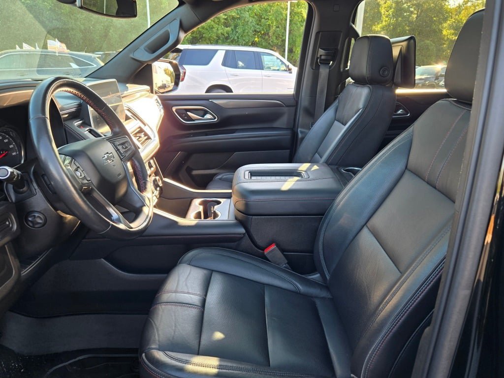 2021 Chevrolet Suburban RST - Photo 25