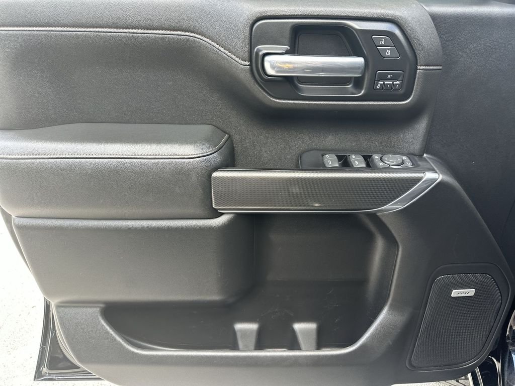 Used 2019 ONYX BLACK GMC AT4 image 22