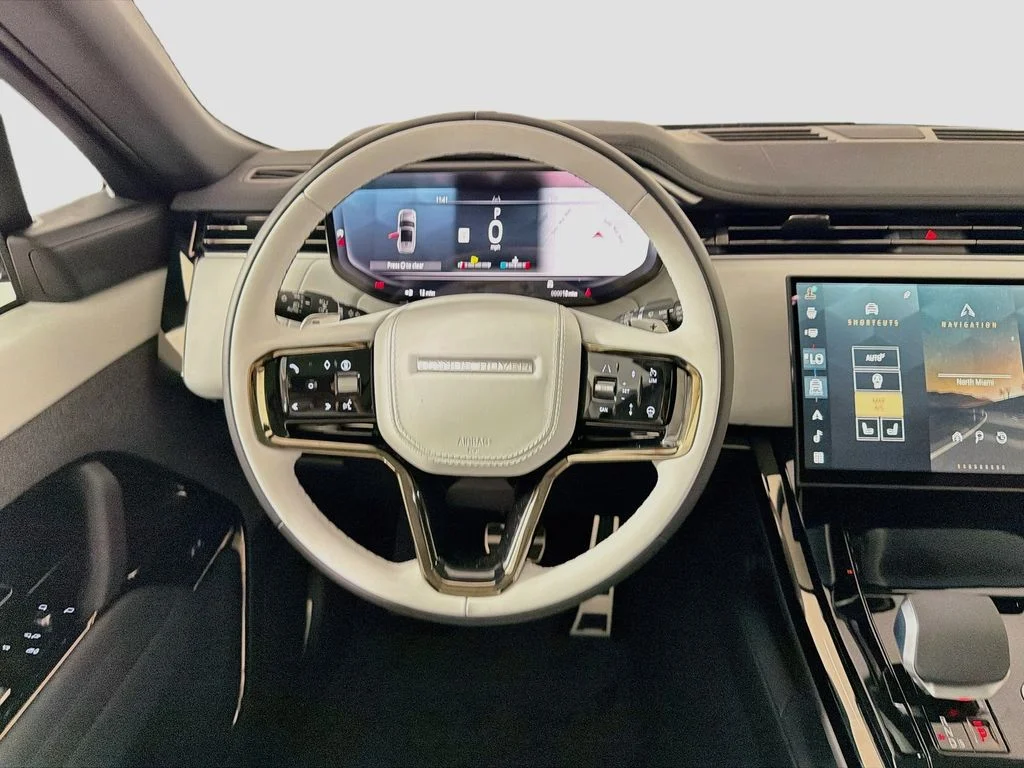 New 2026 Carpathian Grey Land Rover Dynamic SE image 24